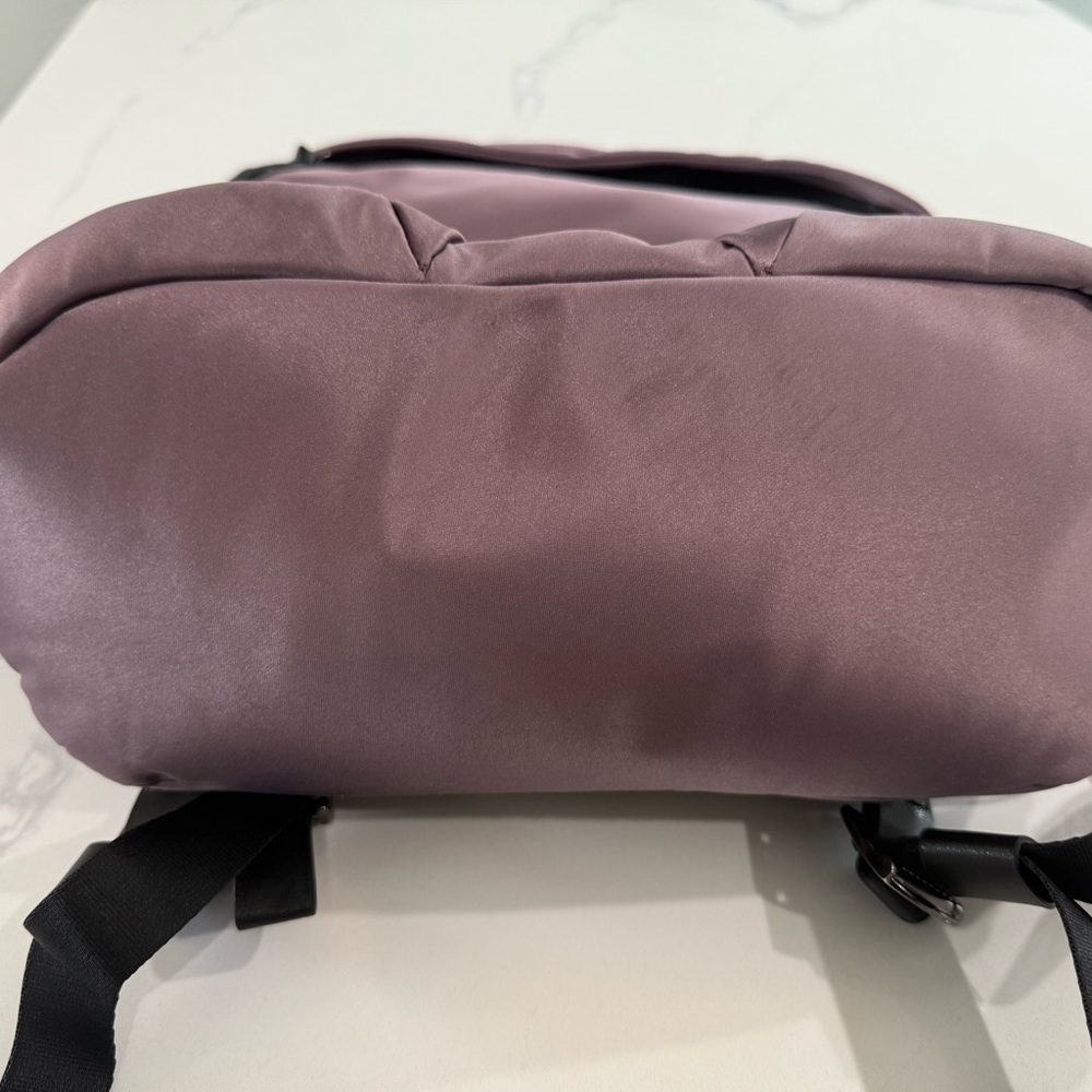 Tumi Devoe Backpack - Picture 13 of 15
